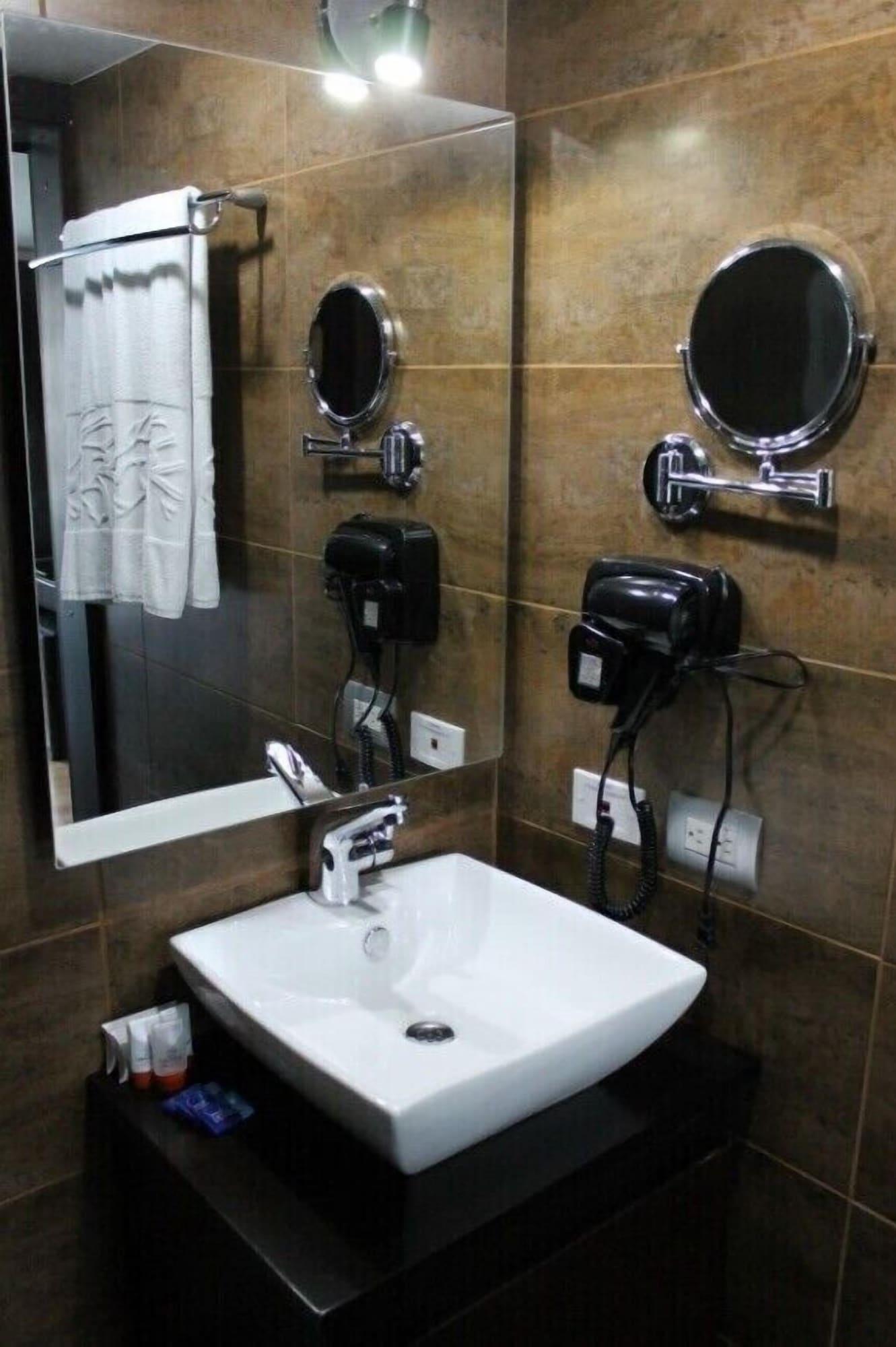 Hotel Colombians Suite Bogota Buitenkant foto